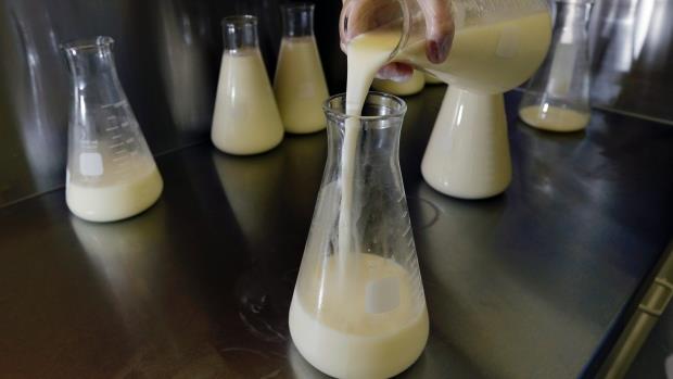breastmilkcanhelptakedownsuperbugs
